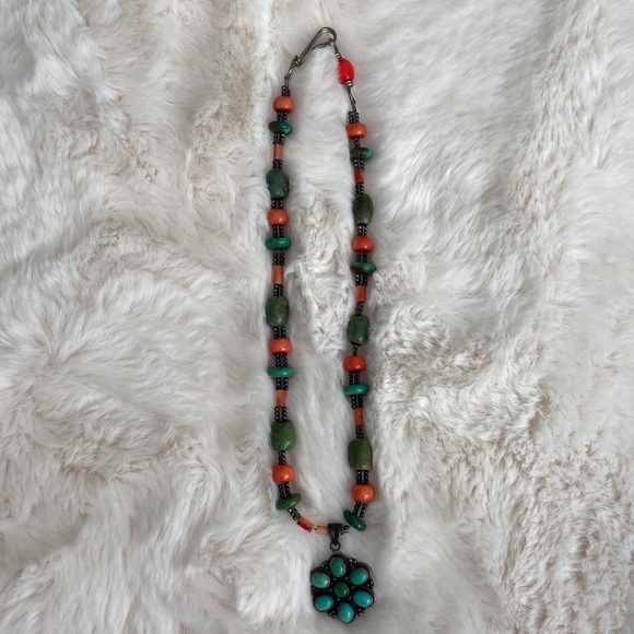 Handcrafted Jackson Hole Wyoming turquoise and sterling pendant necklace 9 1/2” - Picture 7 of 7